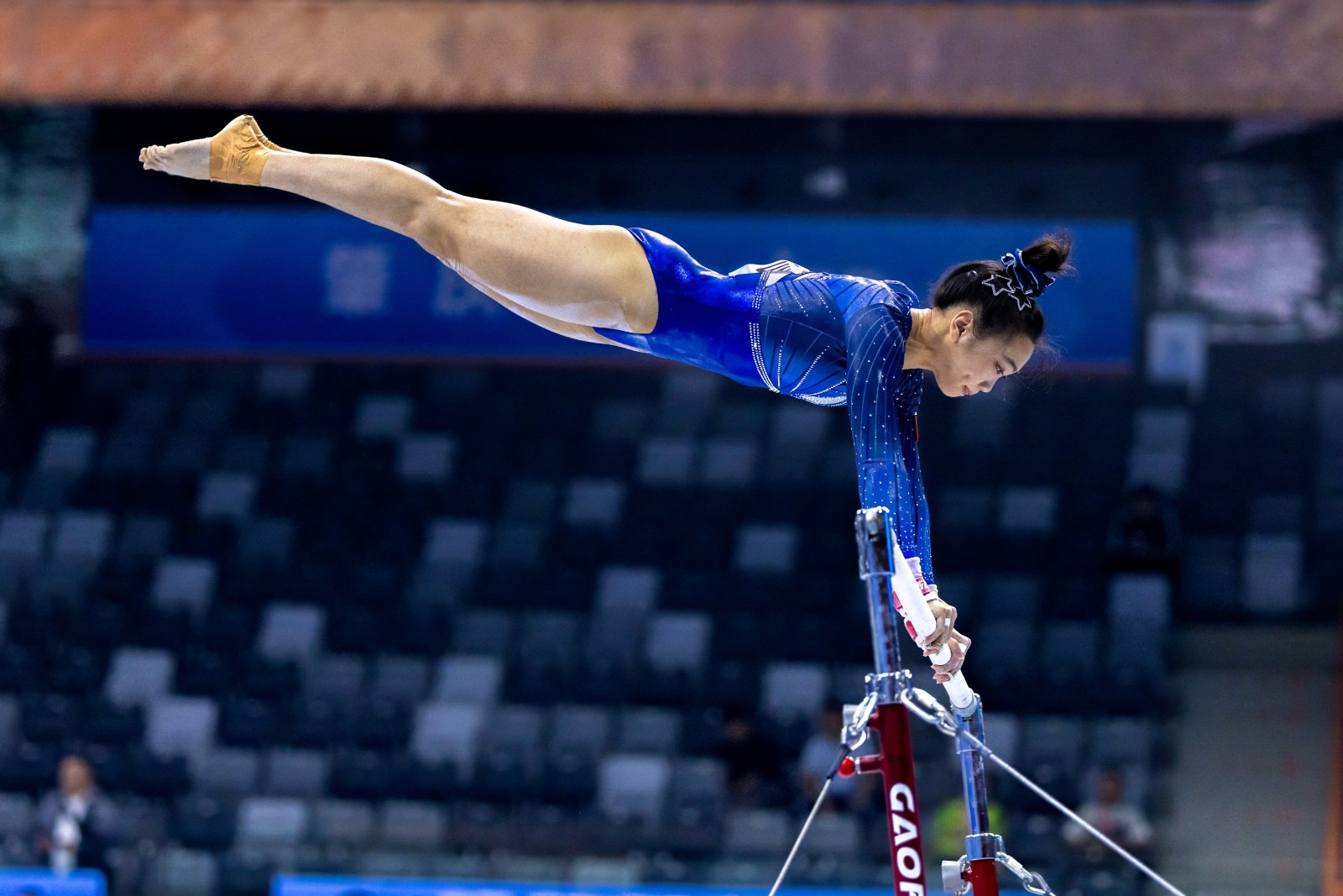 泰瑞克-琼斯欧篮联表现惊艳，攻防集锦媲美NBA
