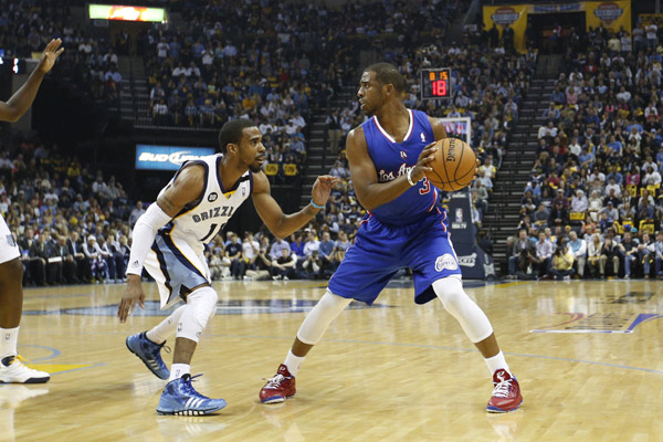 不仅需要坚 不仅需要坚